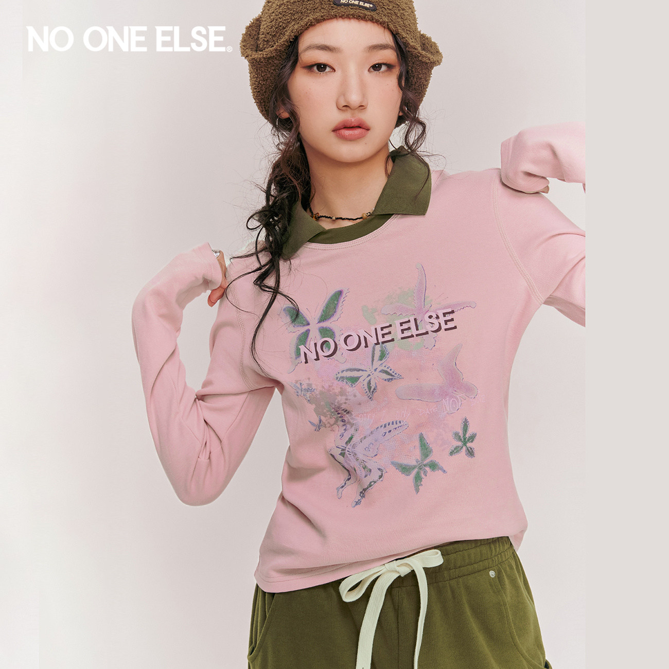 NO ONE ELSE字母蝴蝶T恤女2026春秋新款撞色翻领印花长袖套头上衣