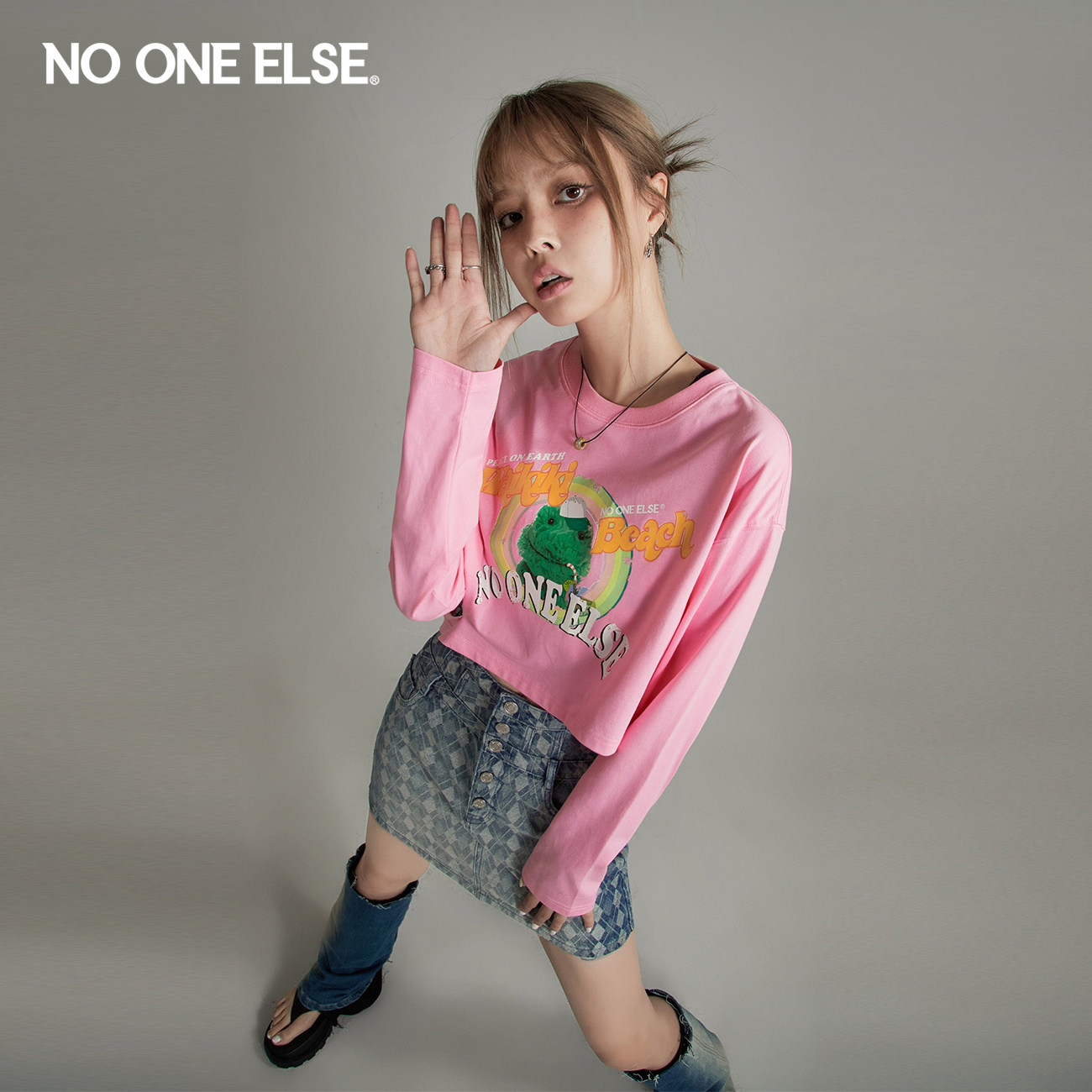 NO ONE ELSE趣味字母印花宽松T恤女2026年春秋新款不规则百搭上衣