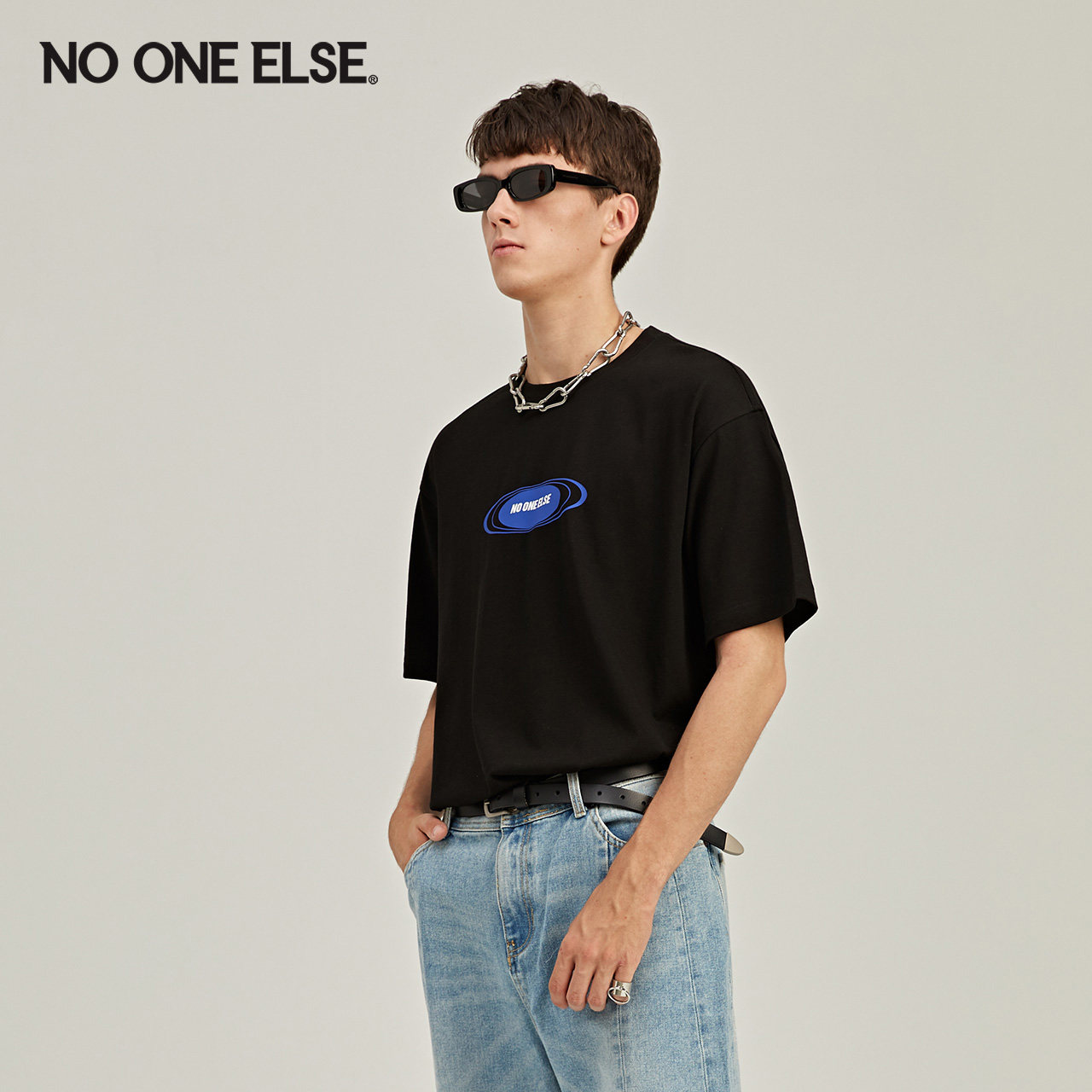 NO ONE ELSE环球字母印花T恤男女同款2026春秋新款潮流短袖上衣