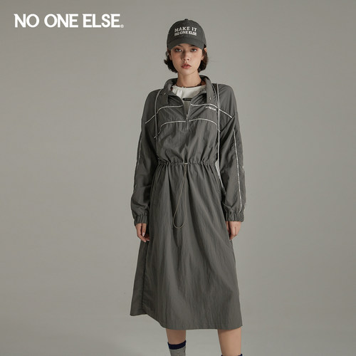 NOONEELSE字母抽绳长袖连衣裙