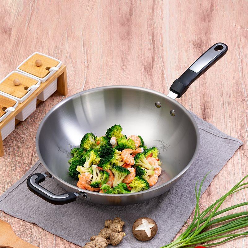 国企店铺钛锅纯钛三层复合炒锅家用无涂层炒菜锅燃气灶电磁炉通用
