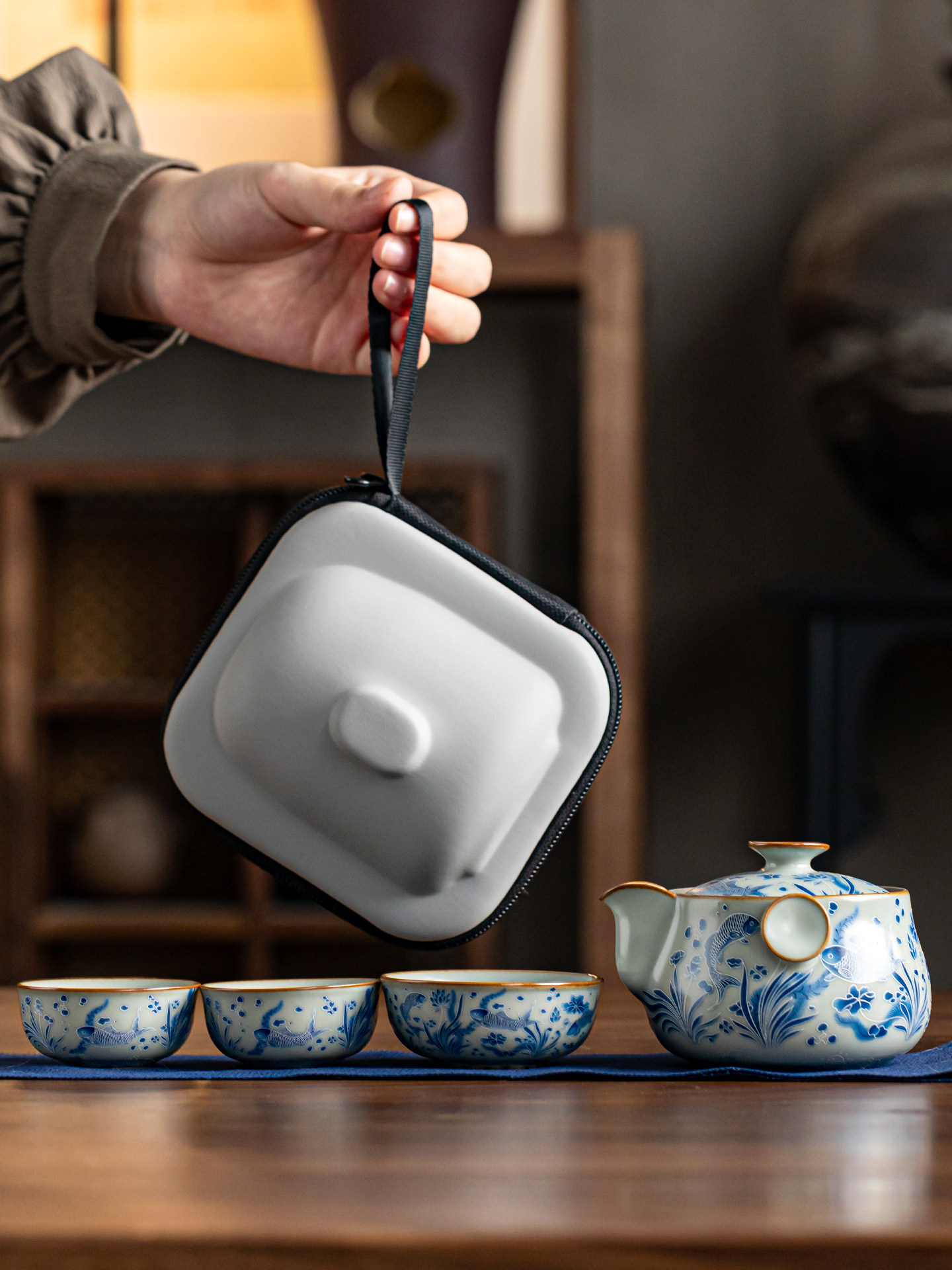 汝窑青花鱼藻纹轻奢高档快客杯一壶三杯陶瓷家用便携户外旅行茶具,餐饮具,功夫茶具,淘宝优惠券,粉丝福利购,淘宝优惠卷