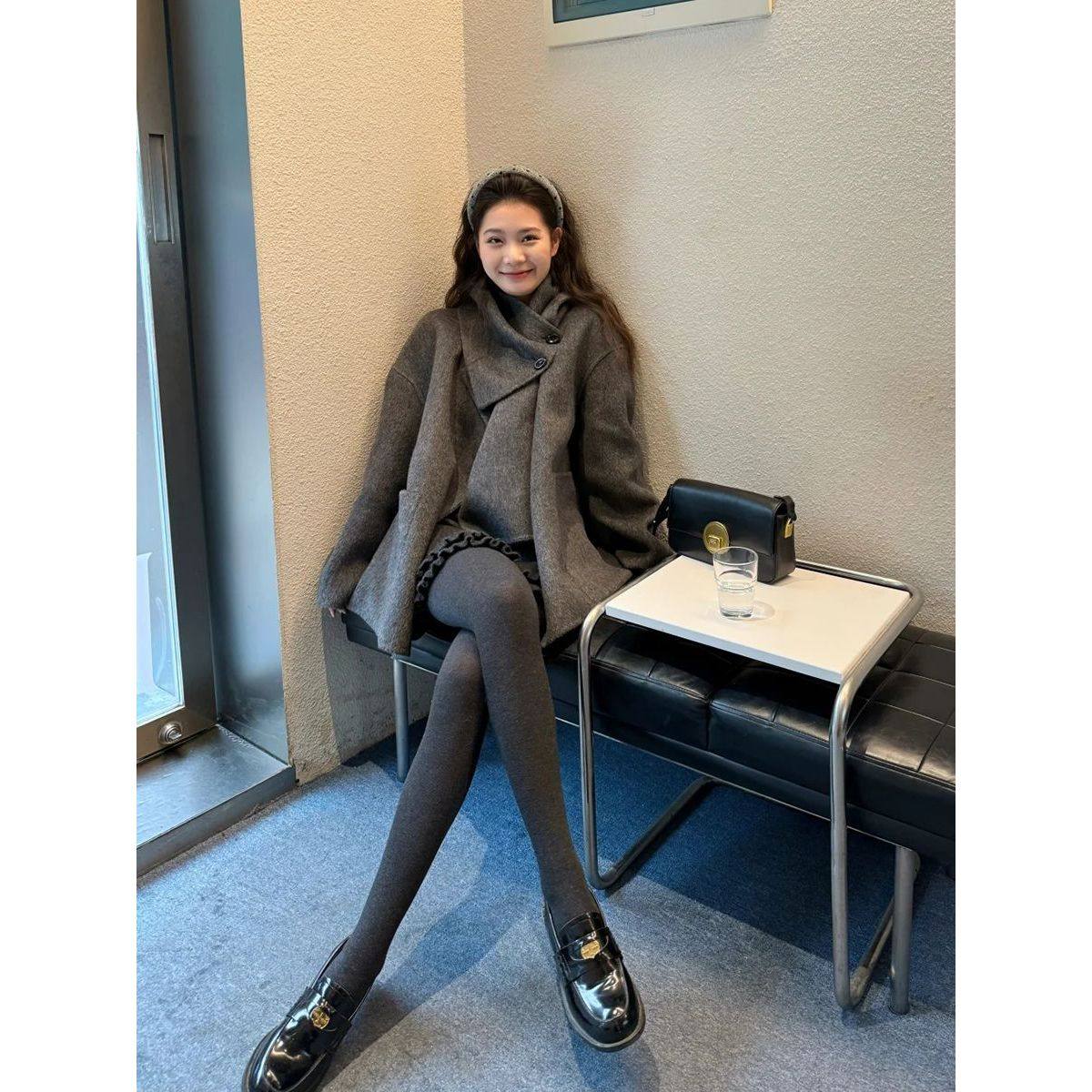 高级感围巾短款外套2025秋冬新小个子斜扣宽松双面羊绒大衣,女装/女士精品,毛呢外套,淘宝优惠券,粉丝福利购,淘宝优惠卷