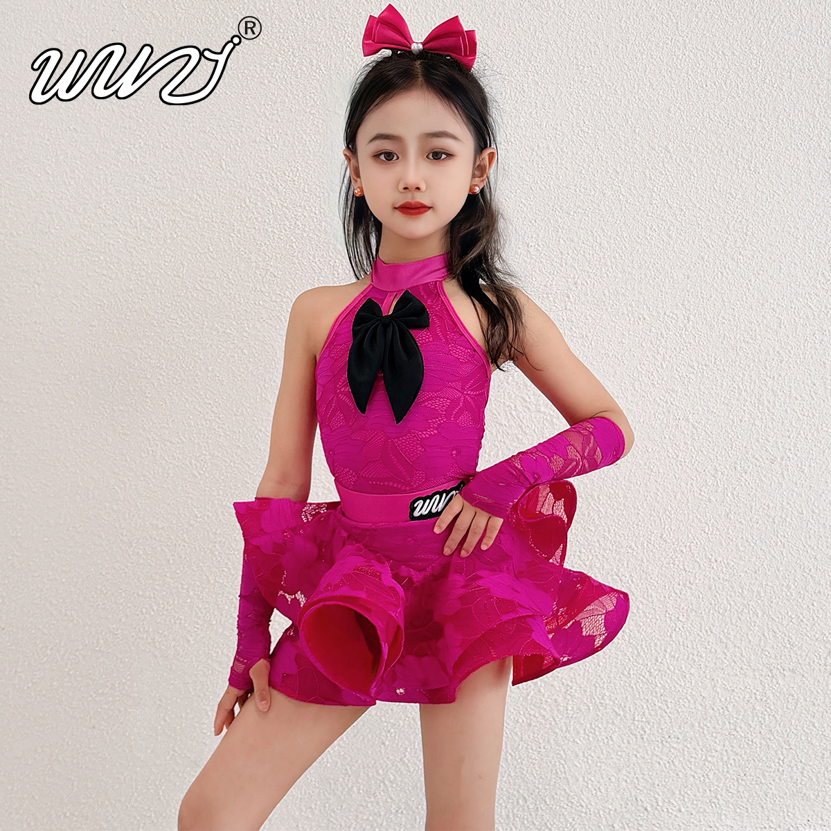 拉丁舞女童2026拉丁舞服表演服演出服新款练功夏季高级感练习套装