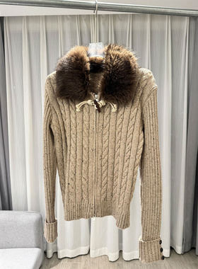 MBS.欧洲站新款南油高端盘扣拉链毛领针织衫麻花长袖设计感外套女