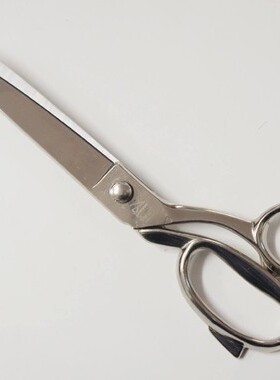 。意大利Premax 电镀裁缝剪刀