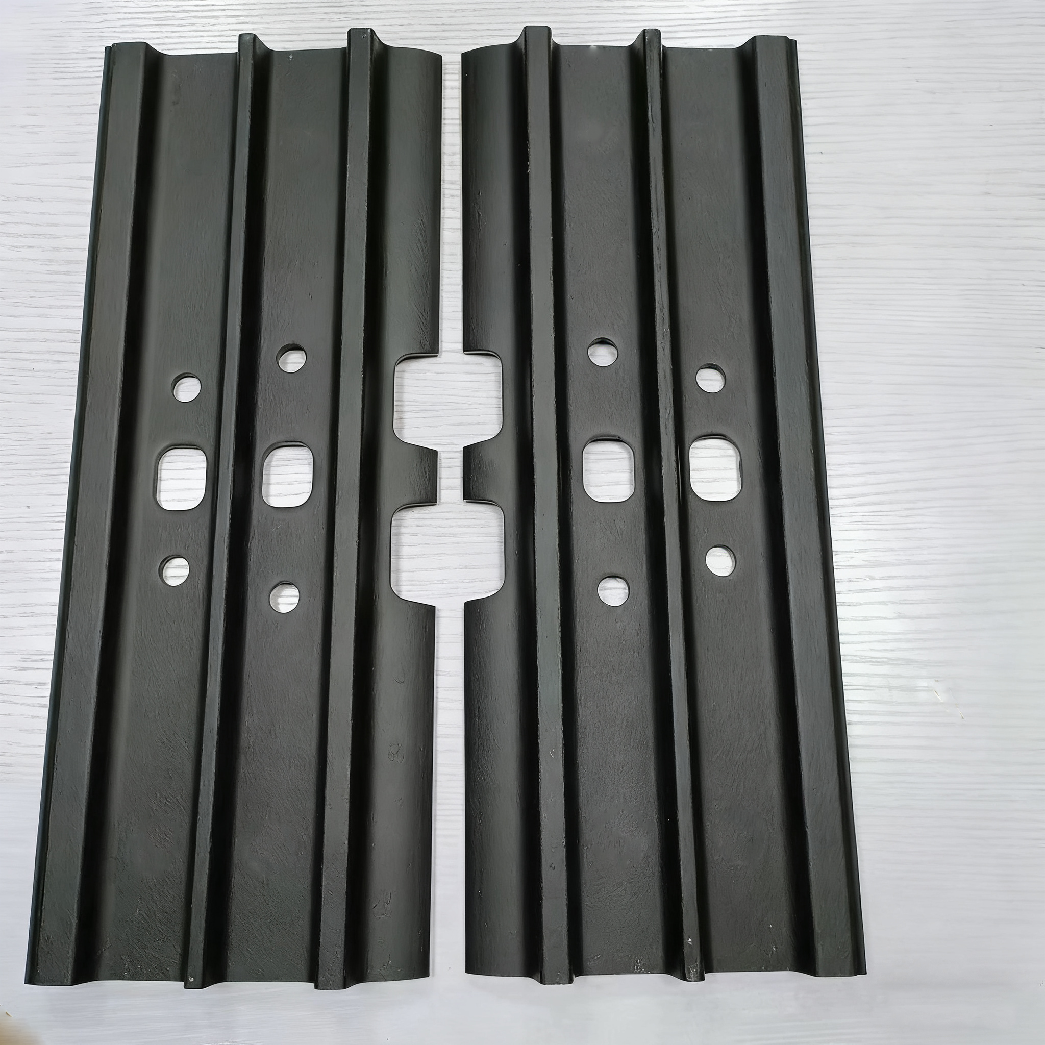 矿山加厚链板挖机链条履带板工程车卡特挖掘机E320E200BE325E330,五金/工具,挖掘机,淘宝优惠券,粉丝福利购,淘宝优惠卷