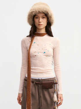 Howwell 25AW 腰果花糖钻点缀微透羊毛打底衫