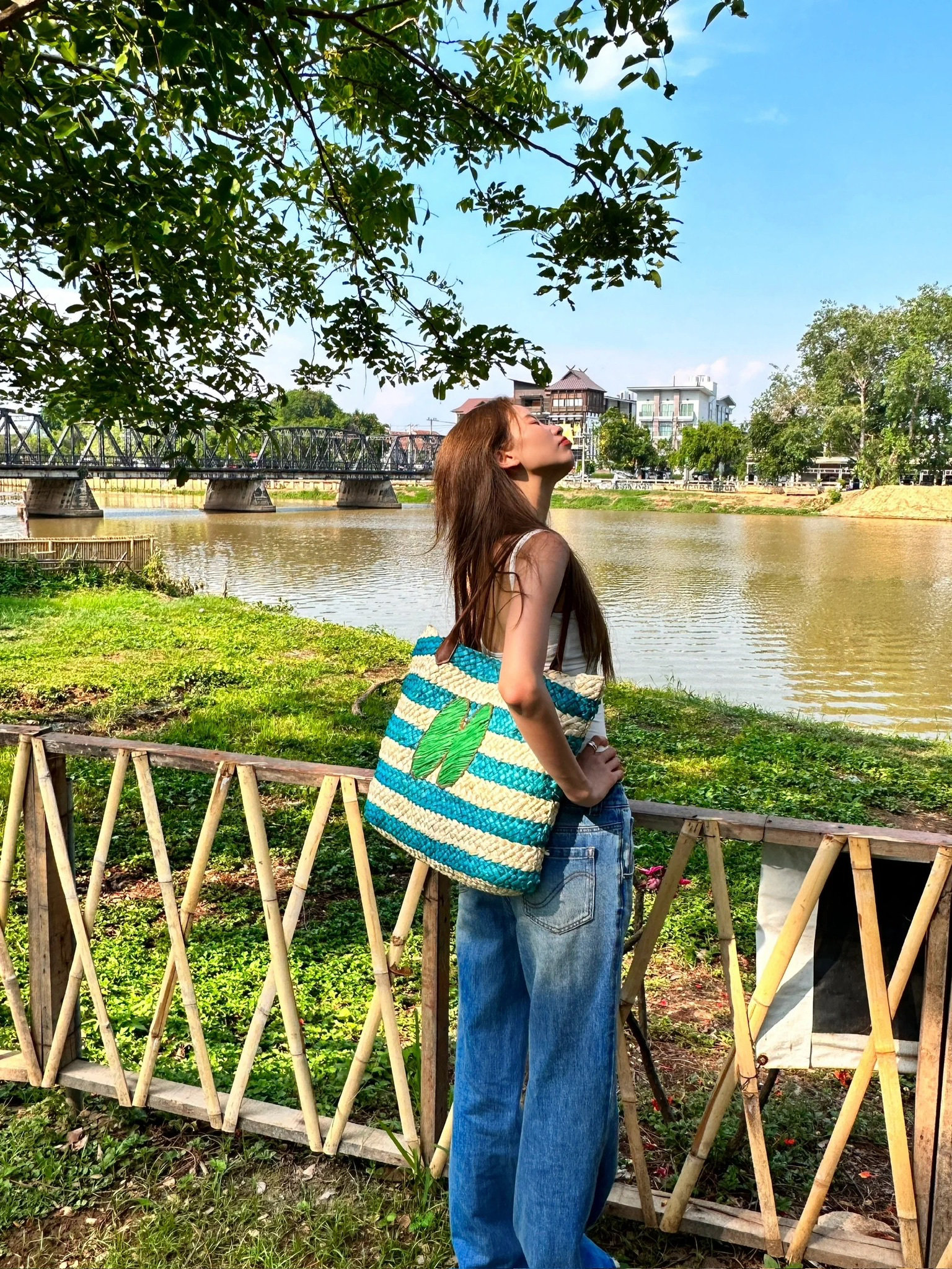 Howwell赵昭仪同款棕榈沙滩编织手提包度假风托特包单肩包条纹