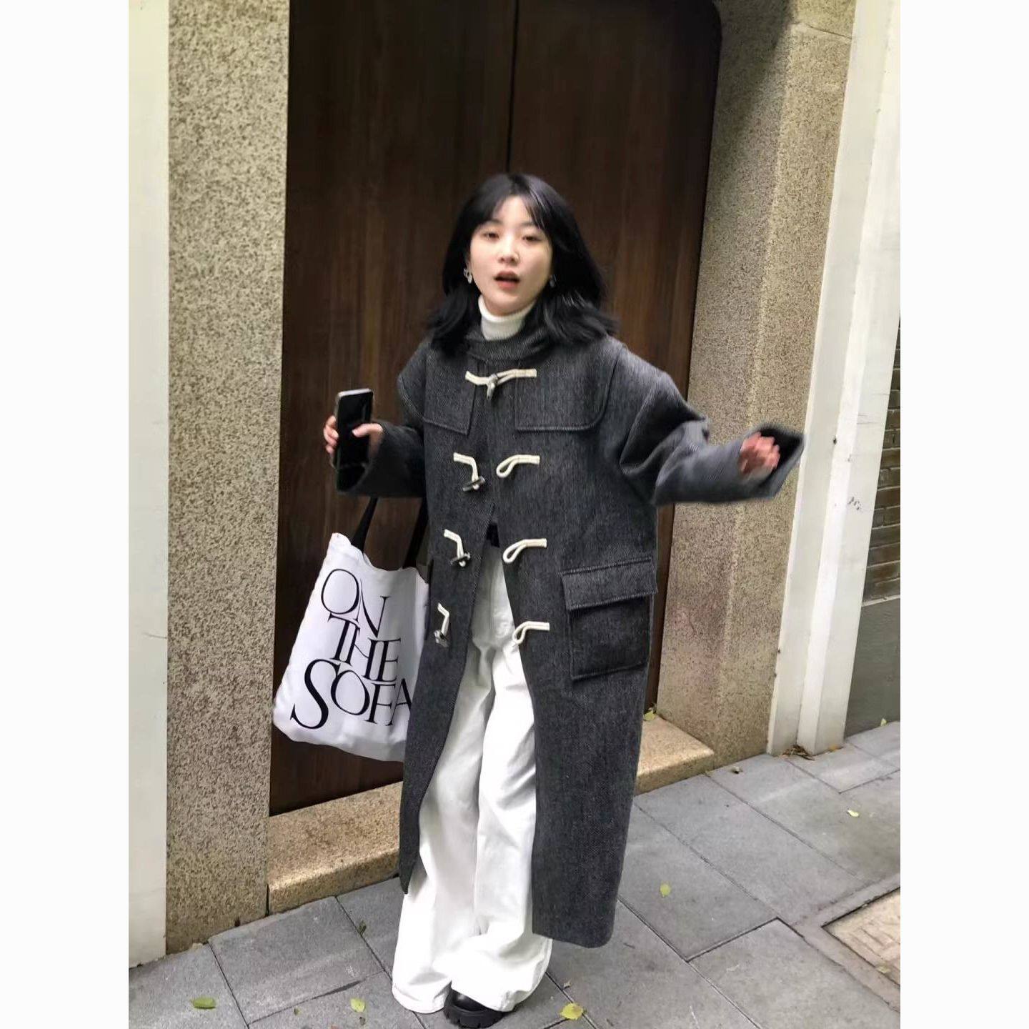 灰色牛角扣毛呢外套女2026秋冬新款韩系小个子连帽夹棉呢子大衣潮