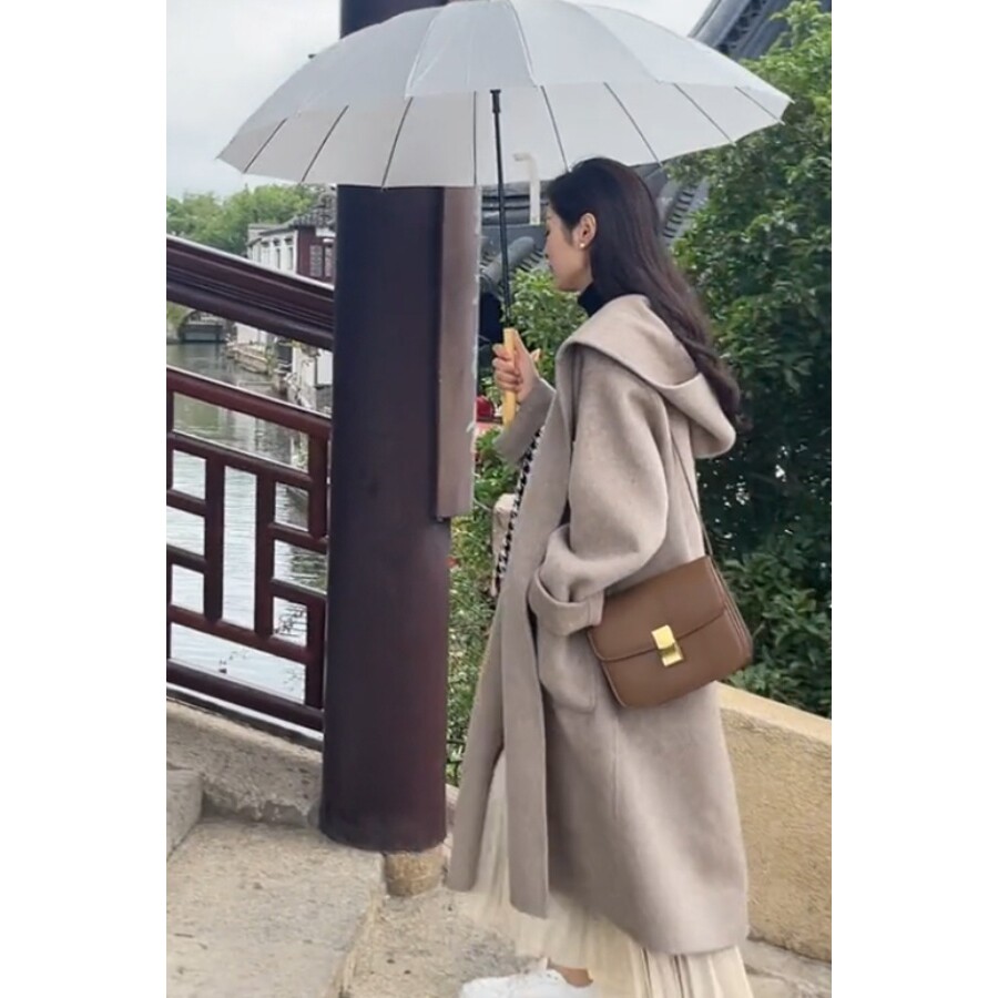时尚连帽中长款毛呢大衣女2024秋冬新款气质修身过膝呢子风衣外套