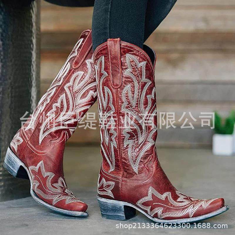 现货2021秋冬外贸新款女鞋wish大码刺绣尖头女式皮靴骑士长靴