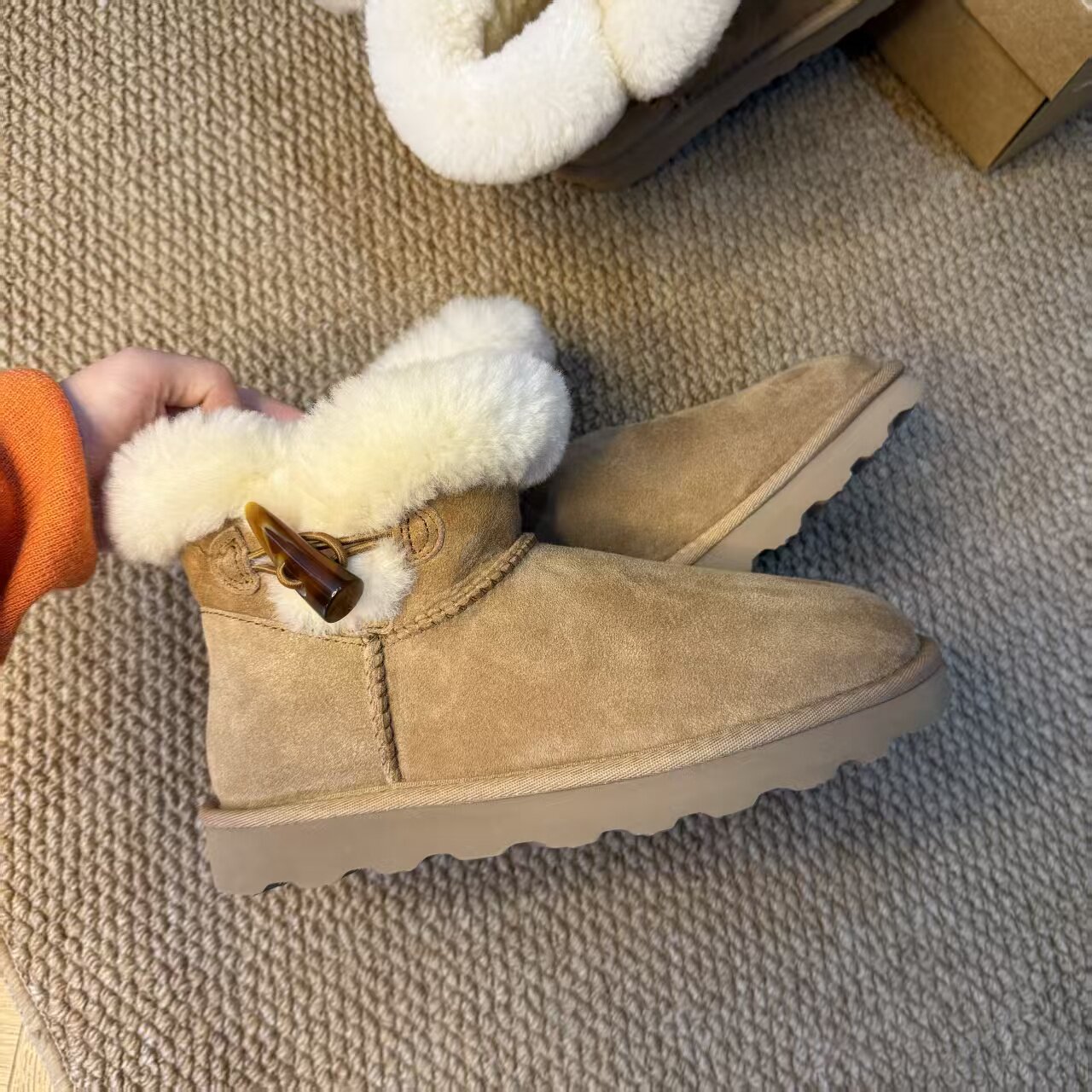 一粒牛角扣纯羊毛雪地棉鞋