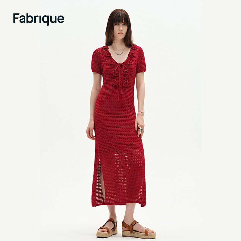 Fabrique棉麻钩花V领绑带针织连衣裙2025春季新品