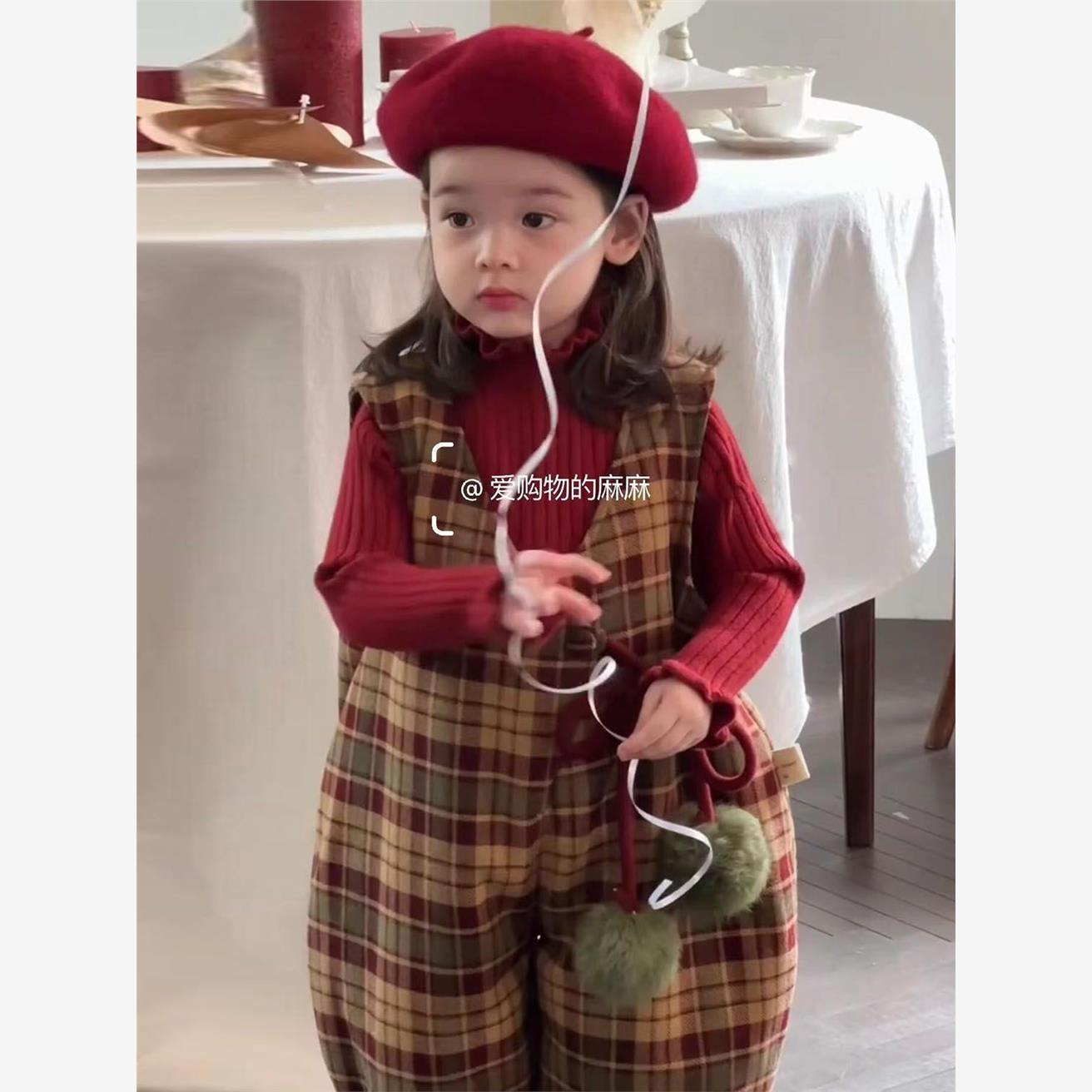 韩国童装2025秋冬新款圣诞红棕格子毛呢背带连身裤女童红色打底衫