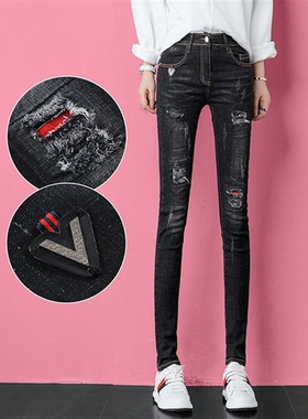 春秋新款破洞牛仔裤女学生韩版显瘦长裤高腰女裤子黑色小脚裤大码