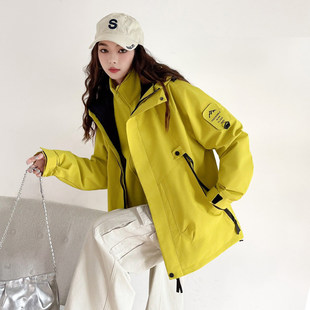 荧光绿冲锋衣外套女春秋季加厚可拆卸内胆风衣派克服户外登山棉衣