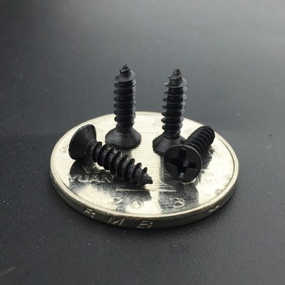 Black countersunk head/flat head self-tapping screws