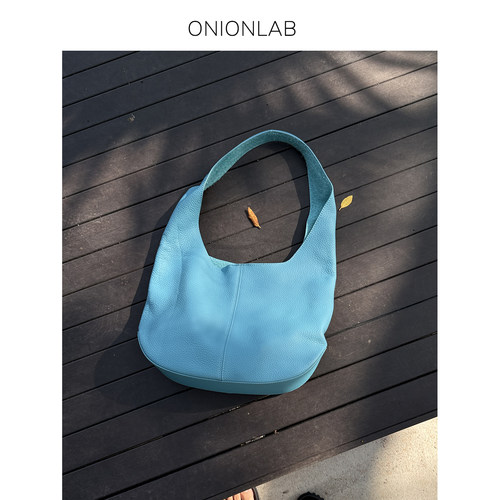 Onionlab2025新款时尚潮流女包头层牛皮单肩包大容量简约休闲包