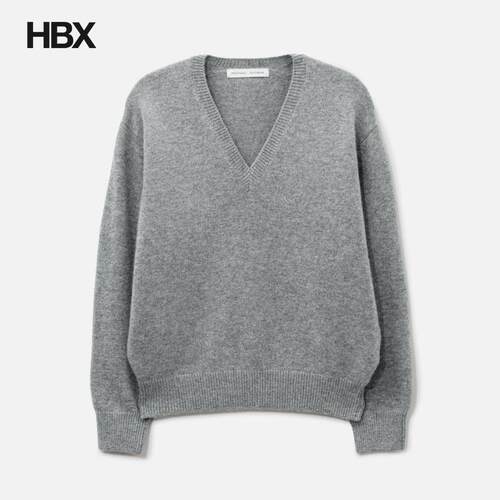 Moondal 15 Deep V-Neck Knit In Gray 针织衫HBX