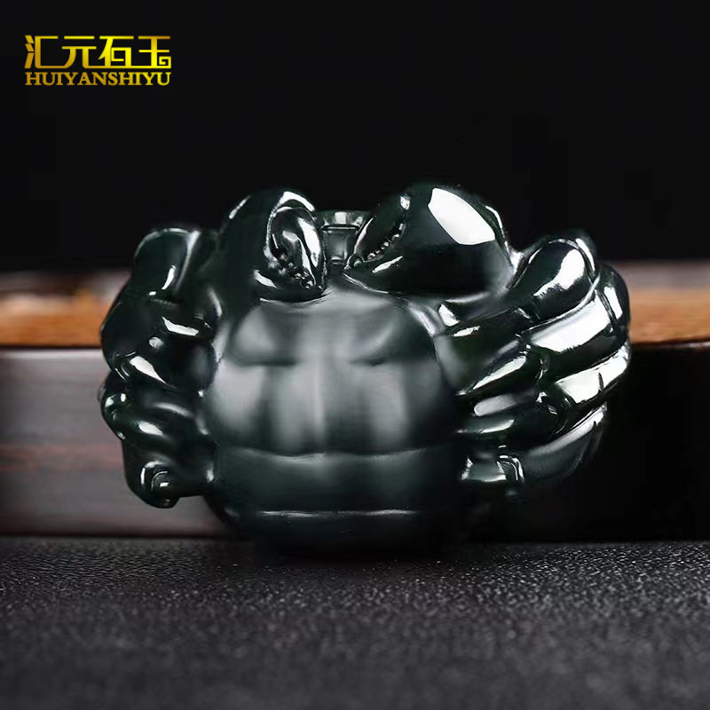 新疆和田玉青玉金蟾手把件细料老虎貔貅手抓件墨玉把玩件