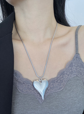 法国CapinKofin银色大爱心吊坠项链女新款不掉色长款锁骨链冷淡