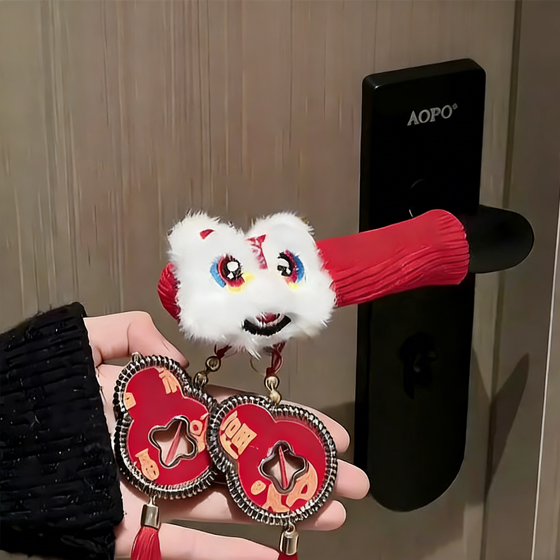 防静电超贴心！新年装饰门把手套马年挂件门挂过年春节氛围,节庆用品/礼品,挂饰/生肖挂饰,淘宝优惠券,粉丝福利购,淘宝优惠卷