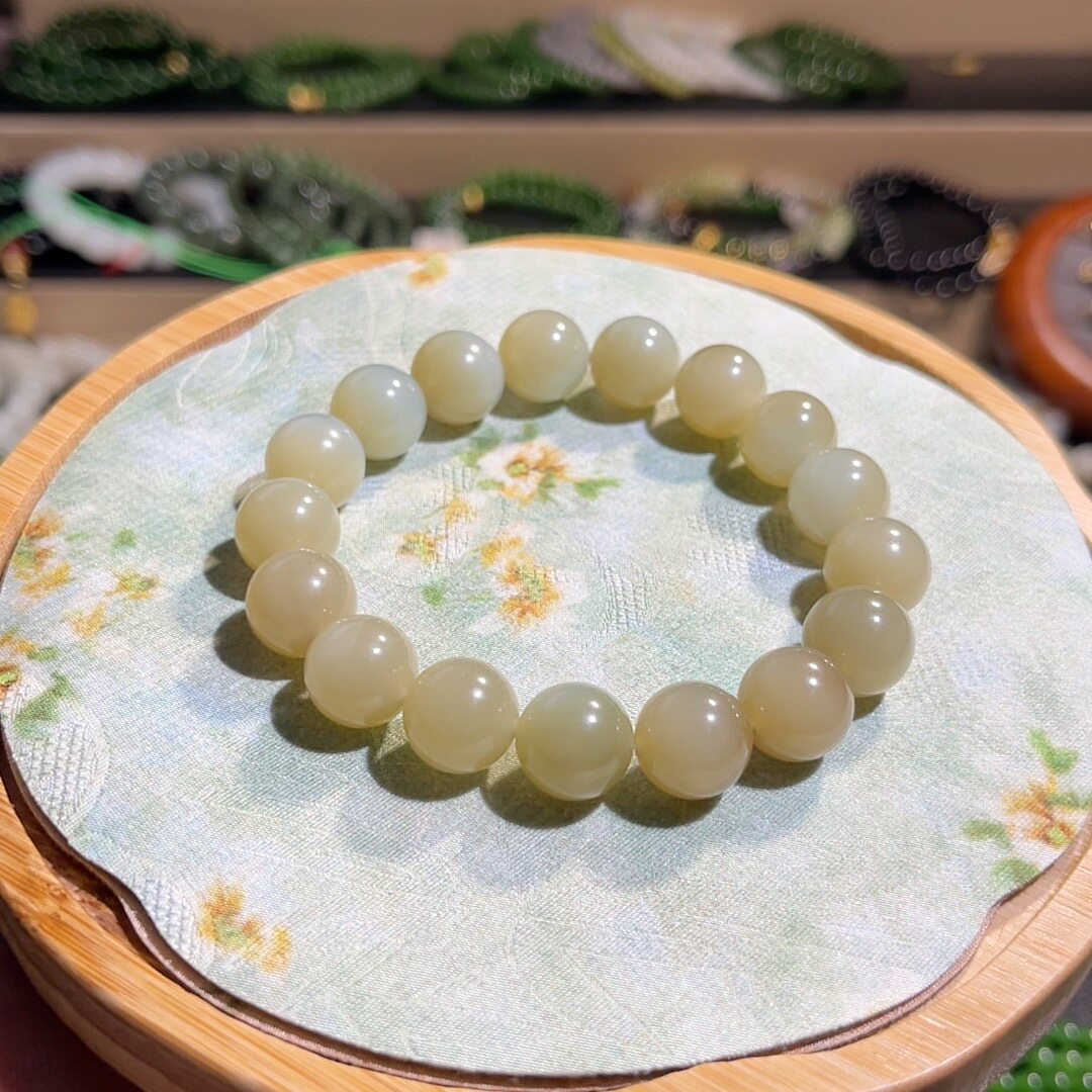 和田玉且末料卡12细料