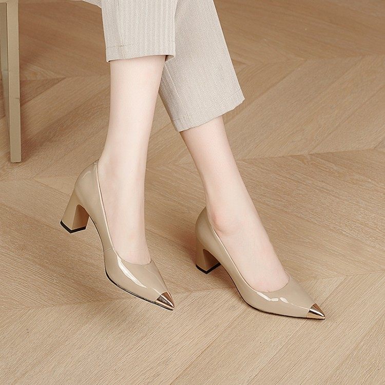 7cm真皮高跟鞋2025春秋新款百搭粗跟浅口单鞋女时尚漆皮尖头皮鞋