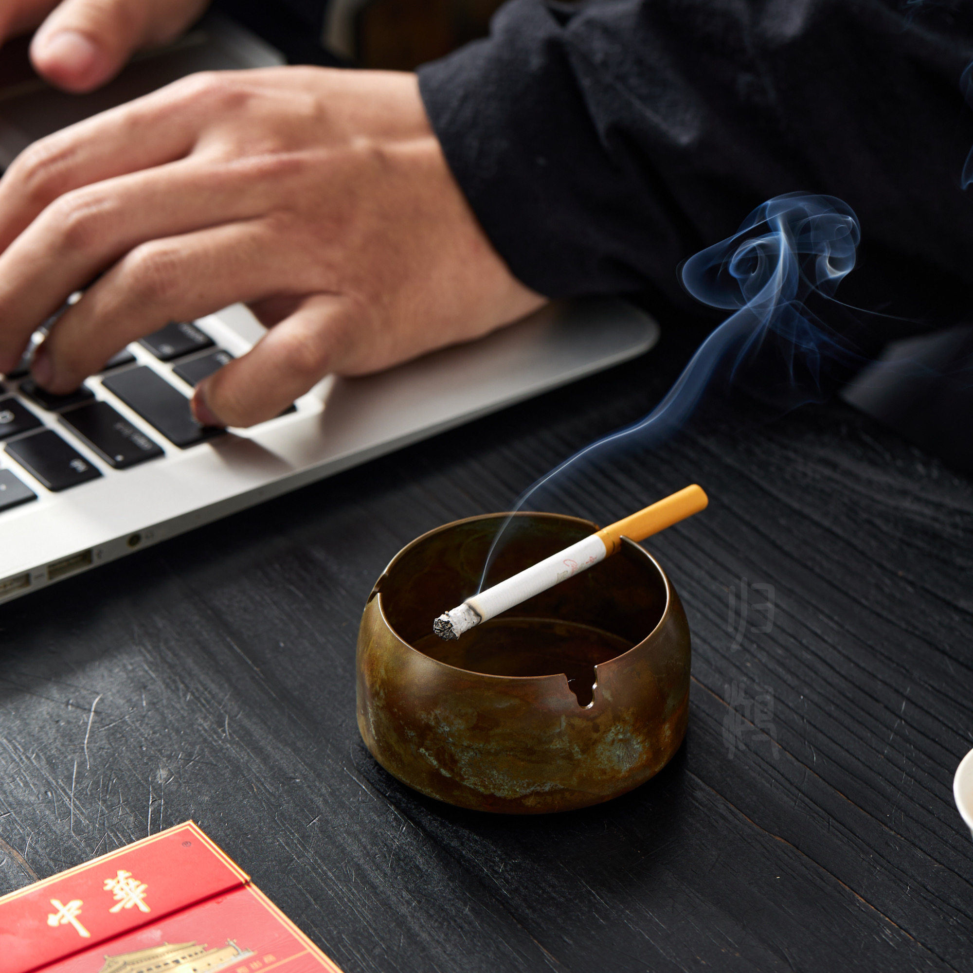 归鸿手工复古怀旧纯铜烟灰缸家用客厅车载烟缸烟盅防烟灰个性小号