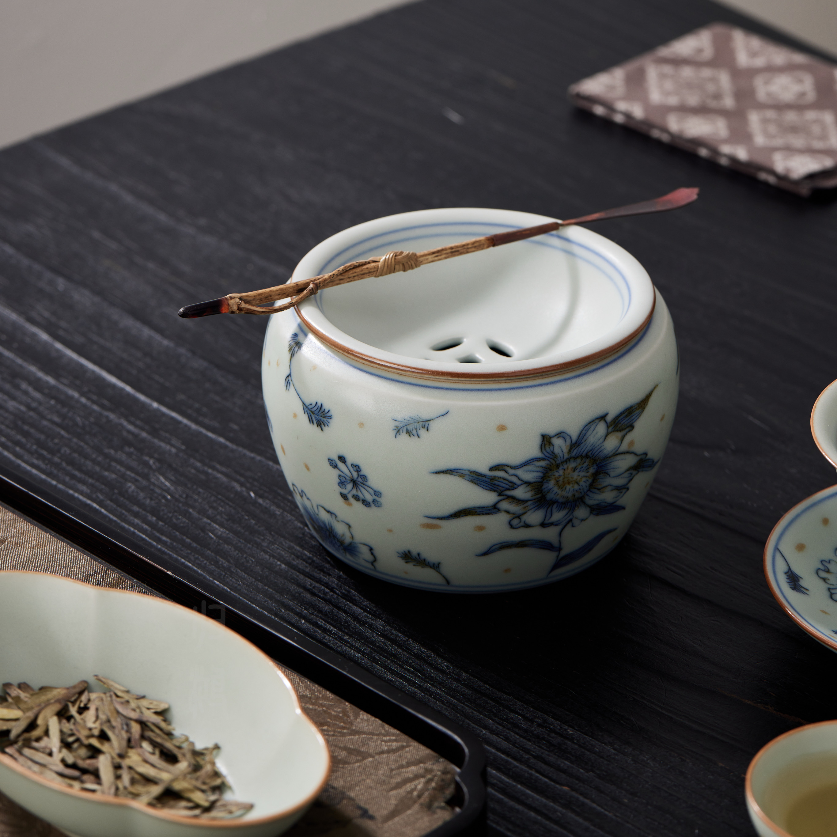 归鸿釉下彩仿古青花建水陶瓷茶道配件茶洗杯洗水洗干泡茶席废水缸