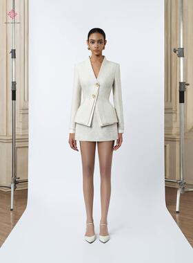 DeTHEIA越南品牌O'RE Hill O'ER DALE系列纽扣西装外套定制