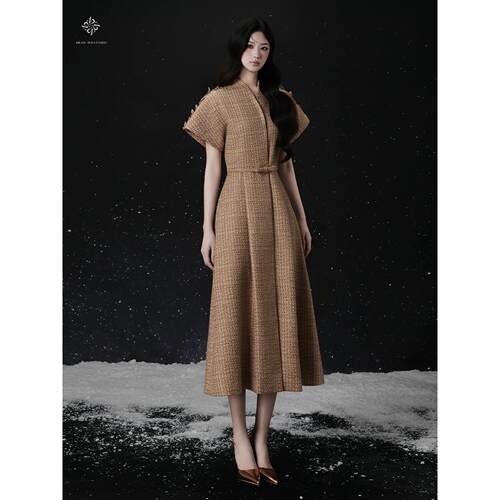 越南品牌蝴蝶袖中长连衣裙定制