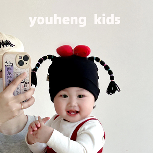 宝宝帽子搞怪假发辫子纯棉红色蝴蝶结百天周岁新年婴儿帽子春秋款