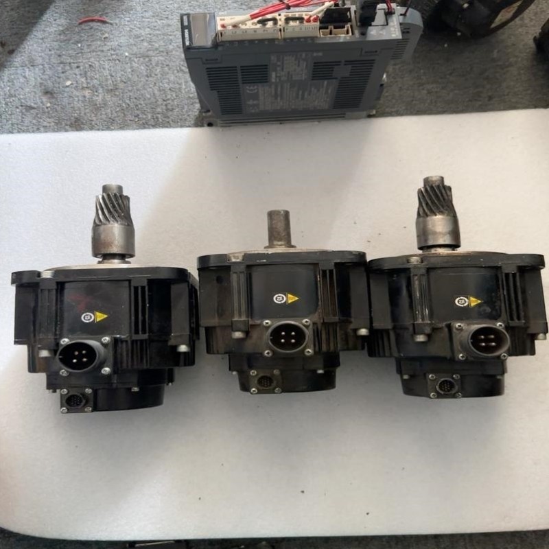 【议价】议价安川7系伺服电机SGM7G-09A7C61