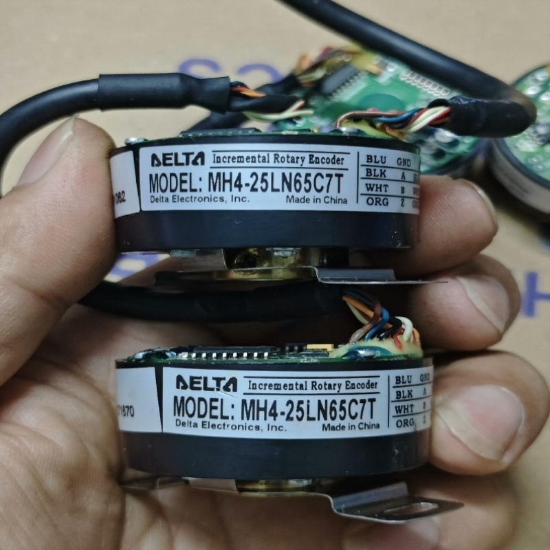 【议价】【议价】台达编码器mh4-25ln65c7t成色很好功能正常【禾