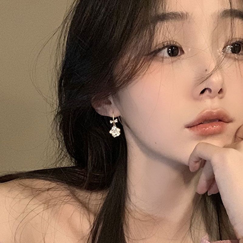 夏季小清新甜美锆石山茶花耳环女