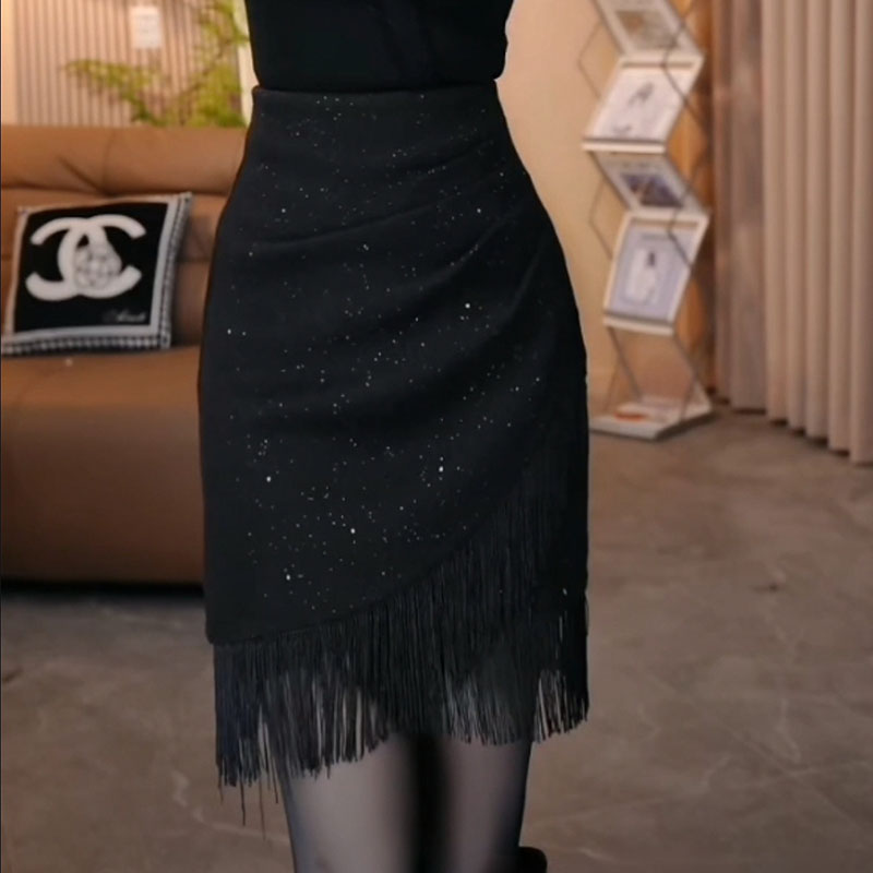 百搭不规则亮闪拼接流苏短裙女