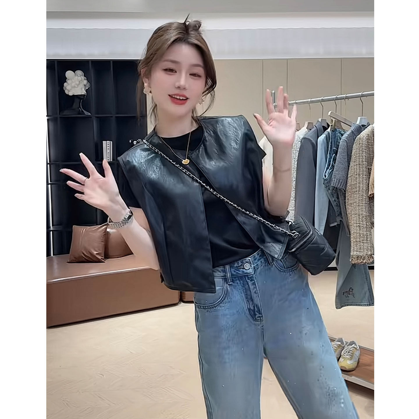 蛋白皮马甲女款春季外穿宽松洋气图片