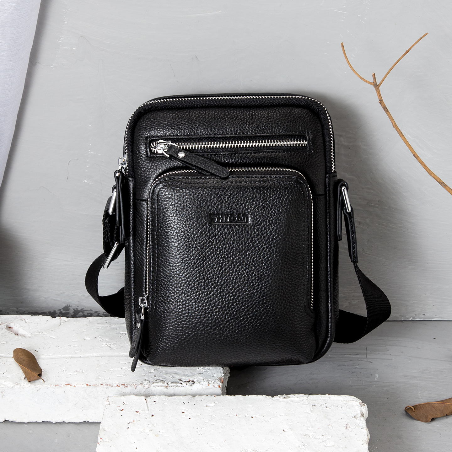 单肩包男斜挎包头层牛皮休闲小号