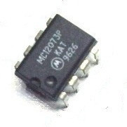 。全新液晶电源芯片 MC12073P DIP-8