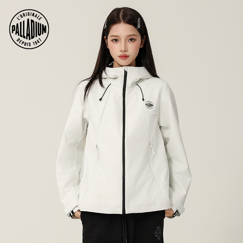 前后印有“A”字标识和“1006”数字