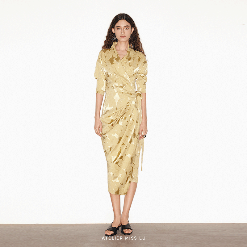 肌理醋酸立裁裹身长袖连衣裙