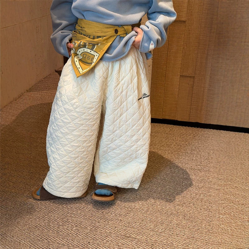 秋冬男女童菱格刺绣九分棉裤