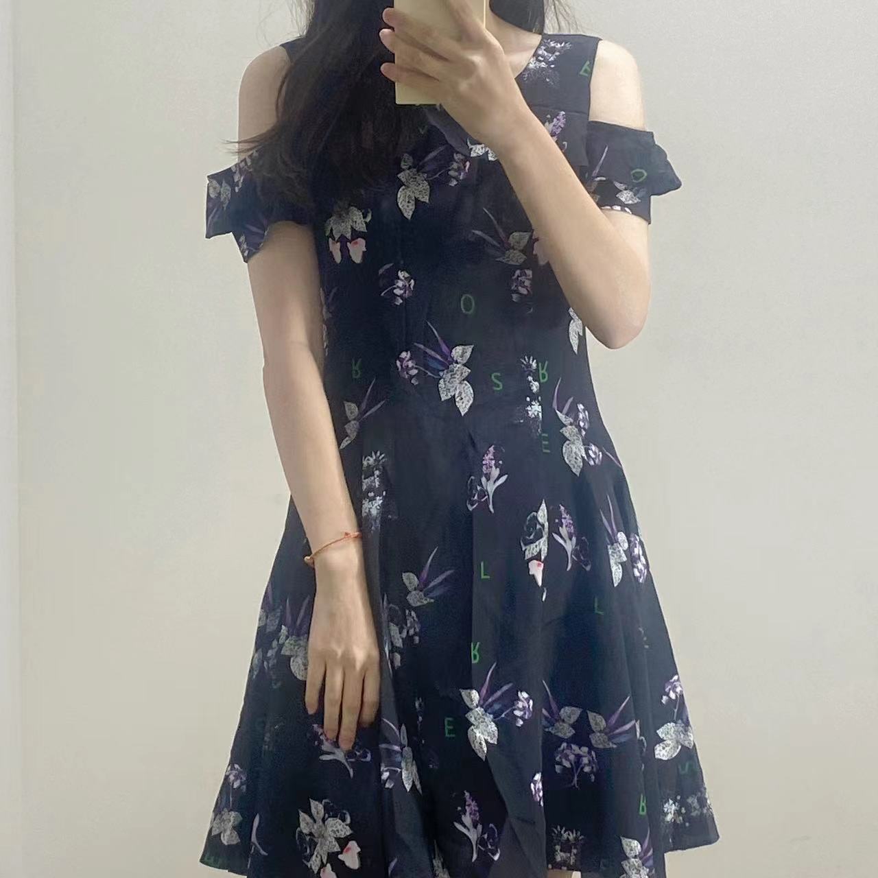 2025新款女士碎花连衣裙海边度假独特漂亮气质高级感雪纺长裙