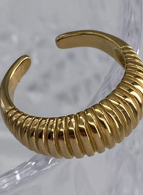 羊角条纹通勤百搭金戒指女