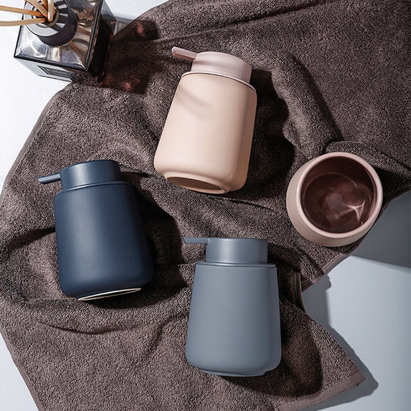 Ceramic Bathroom Accessories Set Ceramic Soap Dispenser Bot