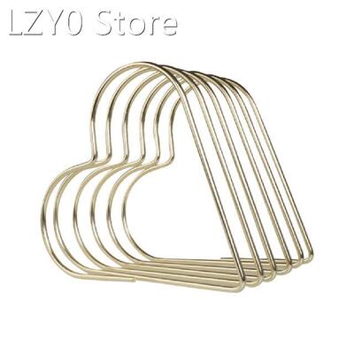 K1KF 1 Set Stylish Hollow-out Metal Bookend Heart-shaped Boo