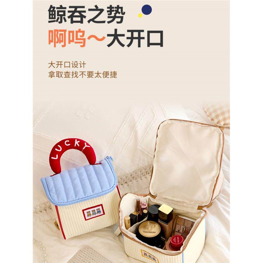 可爱小房子化妆包女大容