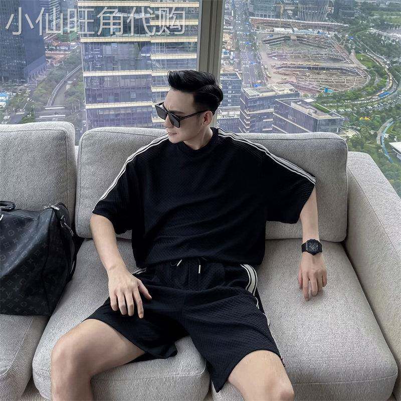2025新款潮牌休闲运动套装男士夏季简约高级感短袖短裤搭配一套